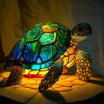 Animal Table Lamp Series, Retro Table Lamp, Stained Glass Wolf Horse Dolphin Owl Turtle Bedside Lamp Night Light Dyed Resin Lamp for Bedroom Animal Lovers Home Decoration